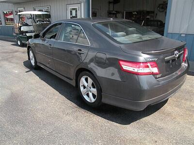 2010 Toyota Camry XLE   - Photo 3 - Chandler, IN 47610