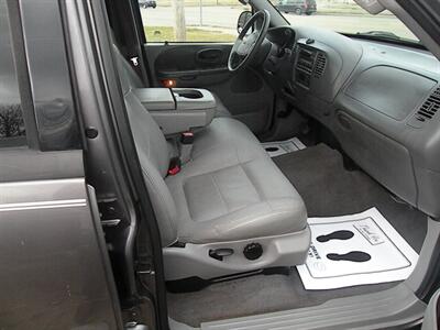 2002 Ford F-150 XLT   - Photo 5 - Chandler, IN 47610