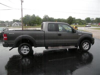 2004 Ford F-150 STX   - Photo 2 - Chandler, IN 47610