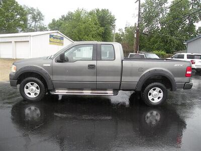 2004 Ford F-150 STX   - Photo 1 - Chandler, IN 47610