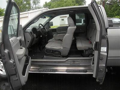 2004 Ford F-150 STX   - Photo 6 - Chandler, IN 47610