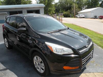 2016 Ford Escape S   - Photo 1 - Chandler, IN 47610