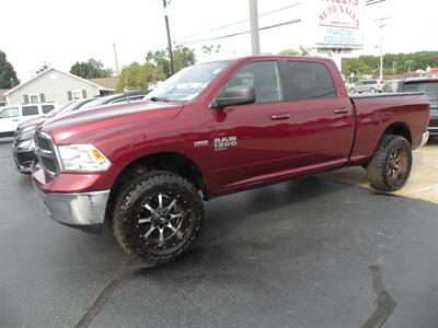 2019 RAM 1500 Classic SLT   - Photo 2 - Chandler, IN 47610