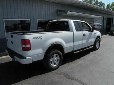 2005 Ford F-150 STX   - Photo 5 - Chandler, IN 47610
