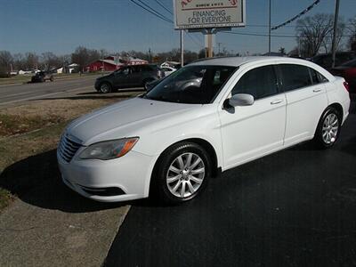 2012 Chrysler 200 Touring   - Photo 1 - Chandler, IN 47610