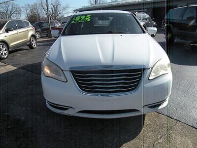 2012 Chrysler 200 Touring   - Photo 3 - Chandler, IN 47610