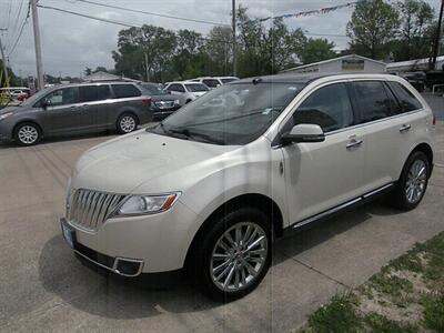 2015 Lincoln MKX   - Photo 3 - Chandler, IN 47610