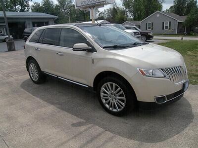 2015 Lincoln MKX   - Photo 1 - Chandler, IN 47610