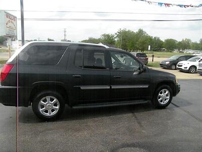 2004 GMC Envoy XUV SLT   - Photo 1 - Chandler, IN 47610
