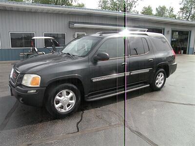 2004 GMC Envoy XUV SLT   - Photo 2 - Chandler, IN 47610