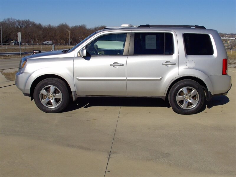 2009 Honda Pilot EX-L   - Photo 8 - Pleasant Valley, MO 64068