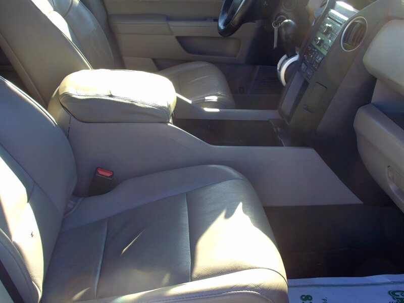 2009 Honda Pilot EX-L   - Photo 16 - Pleasant Valley, MO 64068