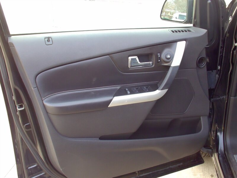 2013 Ford Edge Limited   - Photo 11 - Pleasant Valley, MO 64068