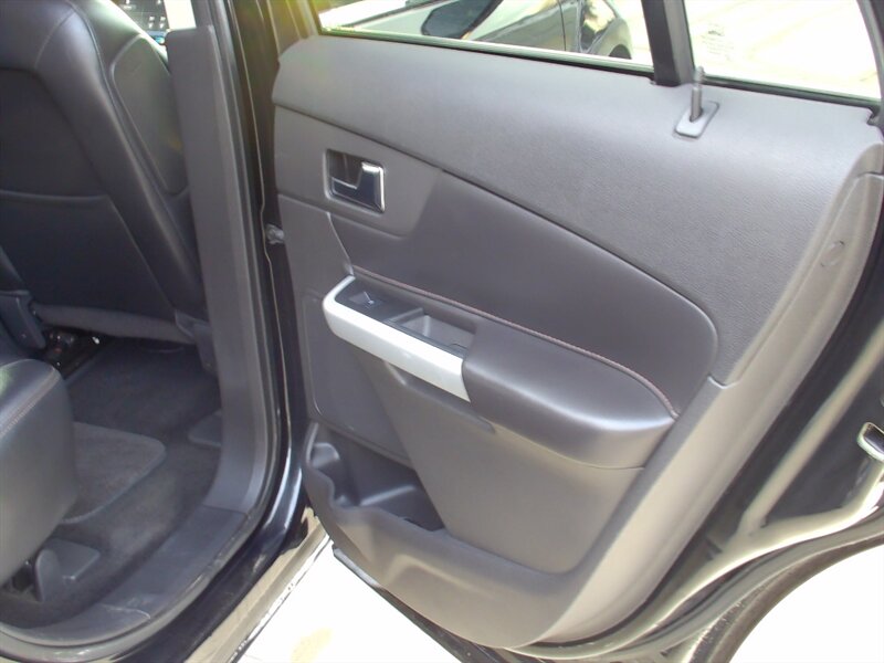 2013 Ford Edge Limited   - Photo 18 - Pleasant Valley, MO 64068