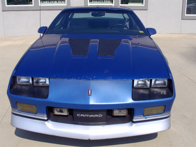 1986 Chevrolet Camaro Z28 - Photo 2 - Pleasant Valley, MO 64068