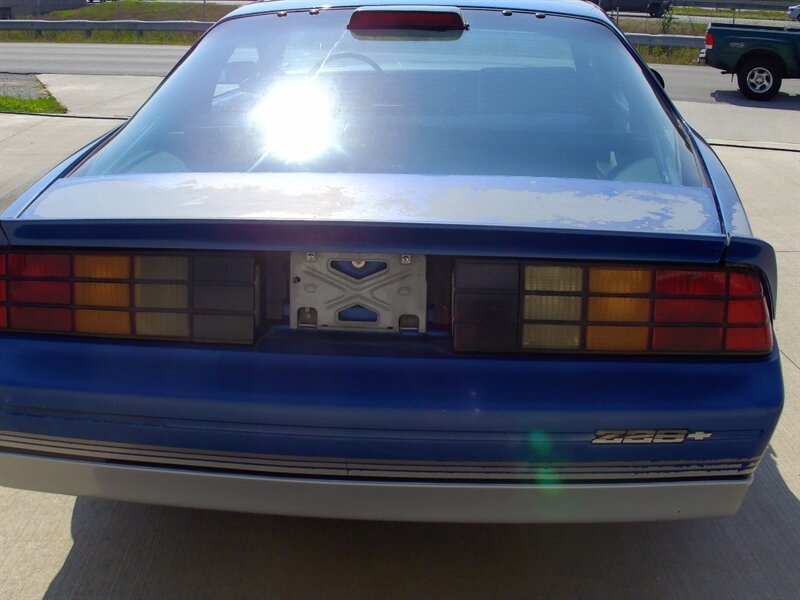 1986 Chevrolet Camaro Z28 - Photo 6 - Pleasant Valley, MO 64068
