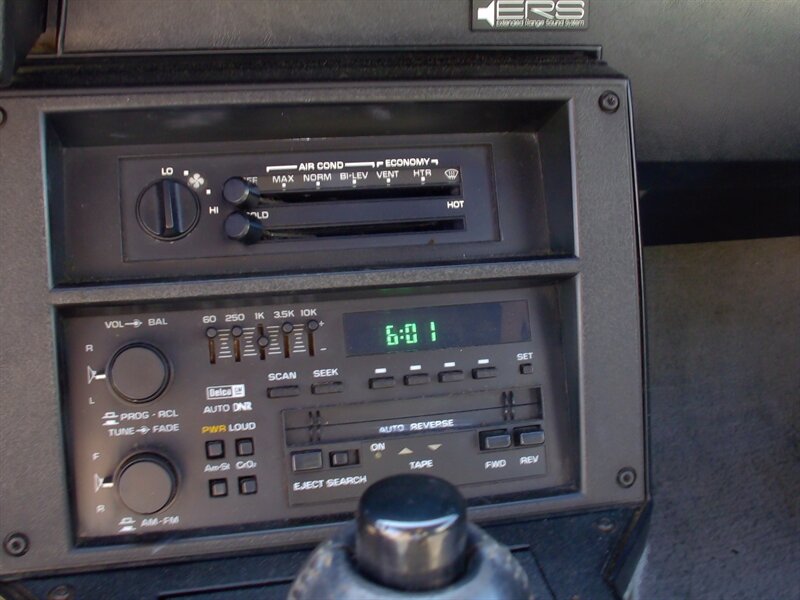 1986 Chevrolet Camaro Z28 - Photo 11 - Pleasant Valley, MO 64068