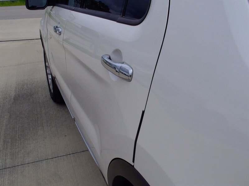2013 Ford Explorer XLT - Photo 25 - Pleasant Valley, MO 64068