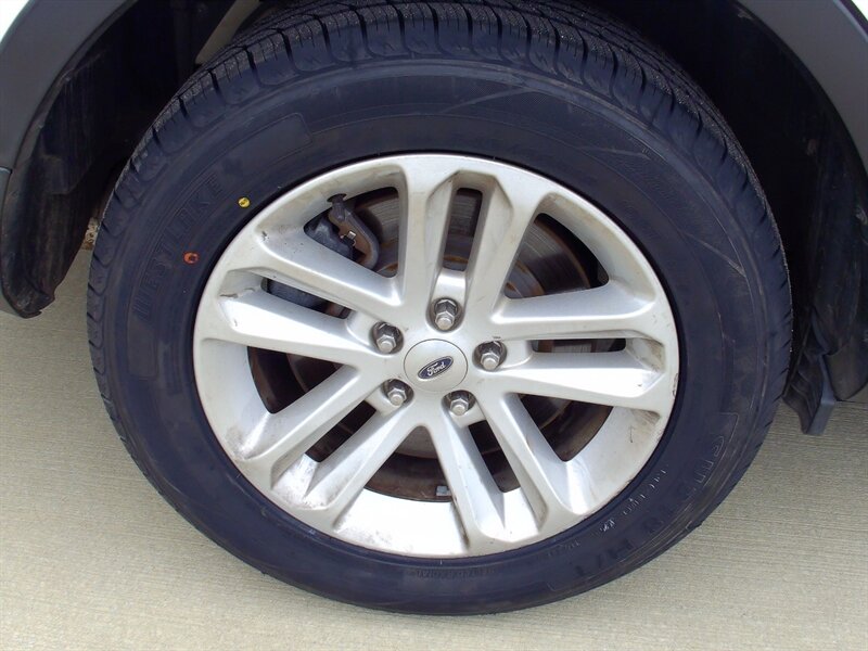 2013 Ford Explorer XLT - Photo 35 - Pleasant Valley, MO 64068