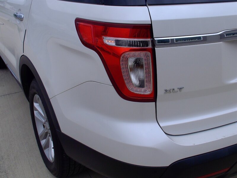 2013 Ford Explorer XLT - Photo 24 - Pleasant Valley, MO 64068