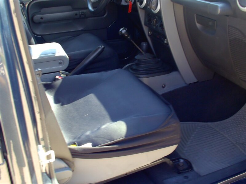 2008 Jeep Wrangler Unlimited Sahara - Photo 14 - Pleasant Valley, MO 64068