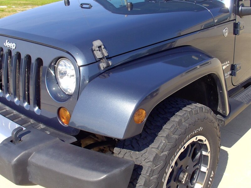 2008 Jeep Wrangler Unlimited Sahara - Photo 25 - Pleasant Valley, MO 64068
