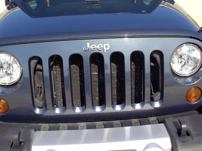 2008 Jeep Wrangler Unlimited Sahara - Photo 26 - Pleasant Valley, MO 64068