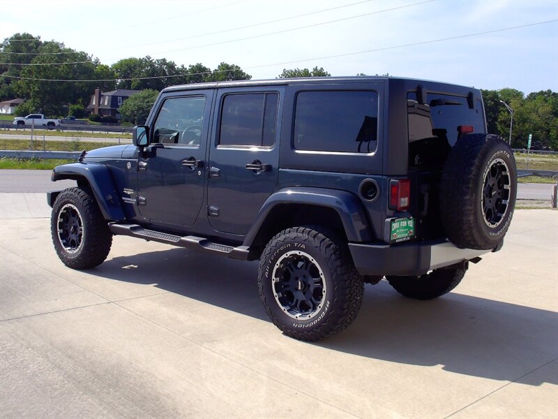 2008 Jeep Wrangler Unlimited Sahara - Photo 7 - Pleasant Valley, MO 64068