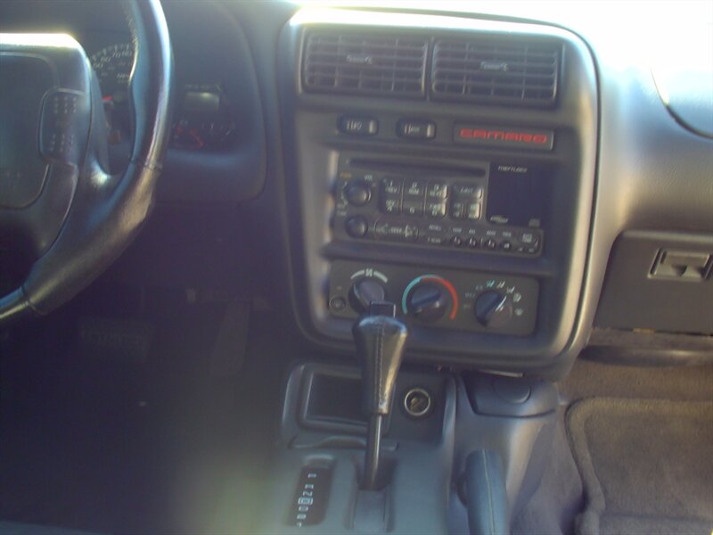 1999 Chevrolet Camaro SS   - Photo 17 - Pleasant Valley, MO 64068