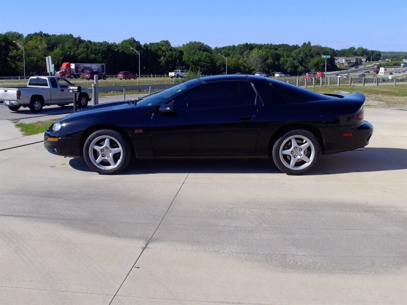 1999 Chevrolet Camaro SS   - Photo 8 - Pleasant Valley, MO 64068