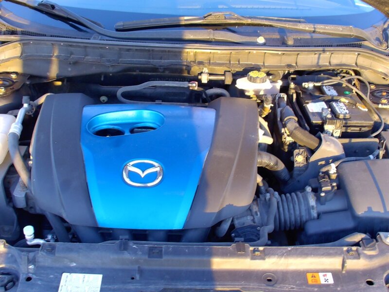 2013 Mazda MAZDA3 i Sport   - Photo 33 - Pleasant Valley, MO 64068