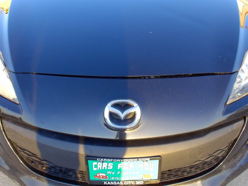 2013 Mazda MAZDA3 i Sport   - Photo 26 - Pleasant Valley, MO 64068