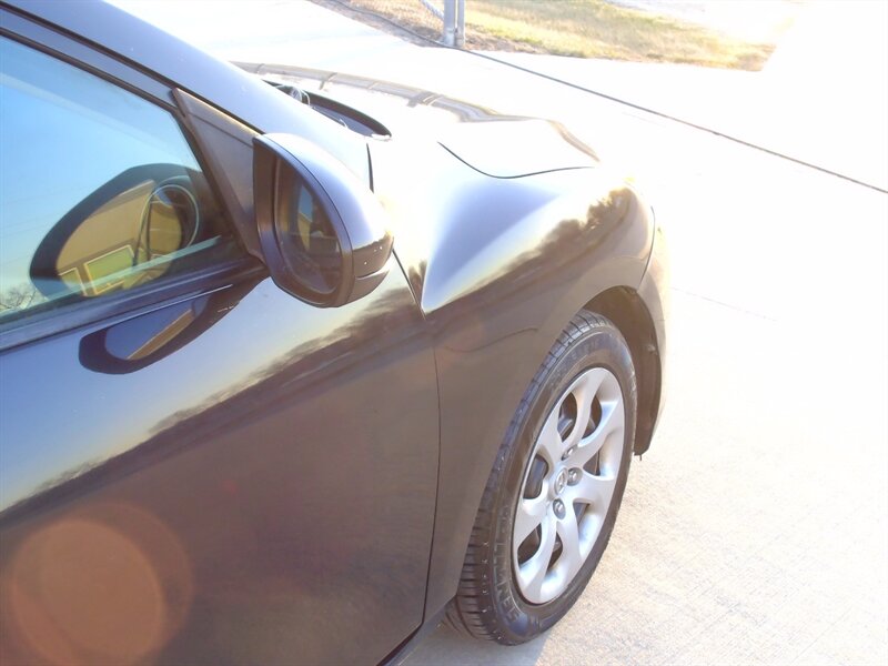 2013 Mazda MAZDA3 i Sport   - Photo 28 - Pleasant Valley, MO 64068