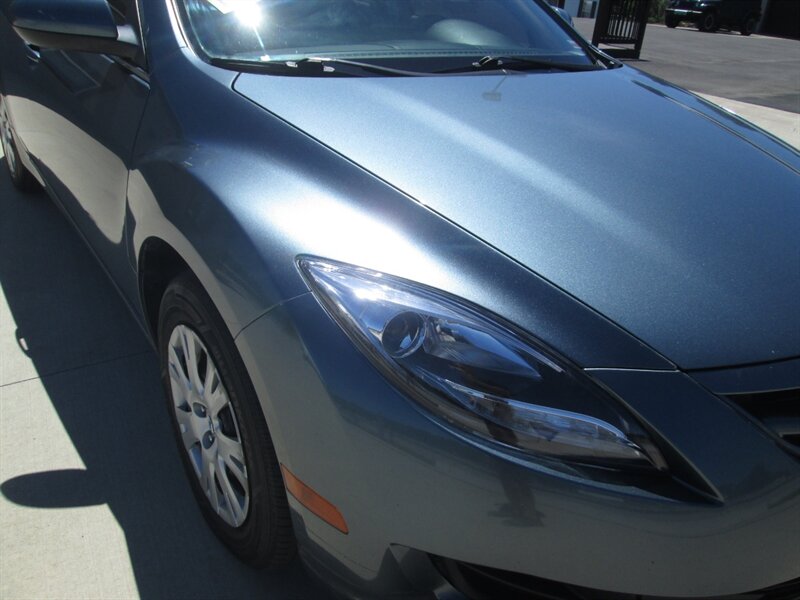 2012 Mazda Mazda6 i Sport   - Photo 21 - Pleasant Valley, MO 64068