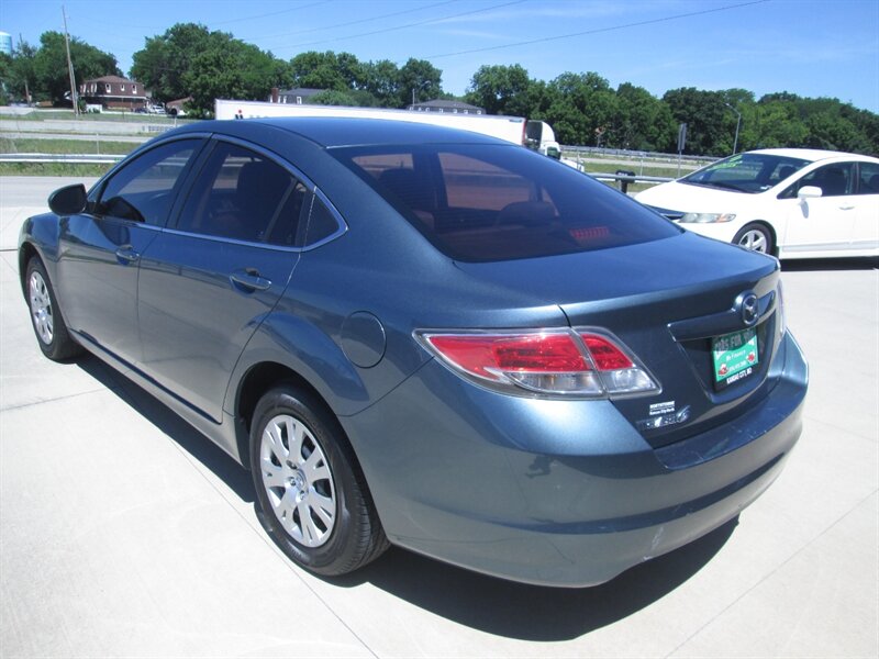 2012 Mazda Mazda6 i Sport   - Photo 7 - Pleasant Valley, MO 64068