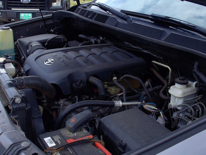 2013 Toyota Sequoia Limited - Photo 37 - Pleasant Valley, MO 64068