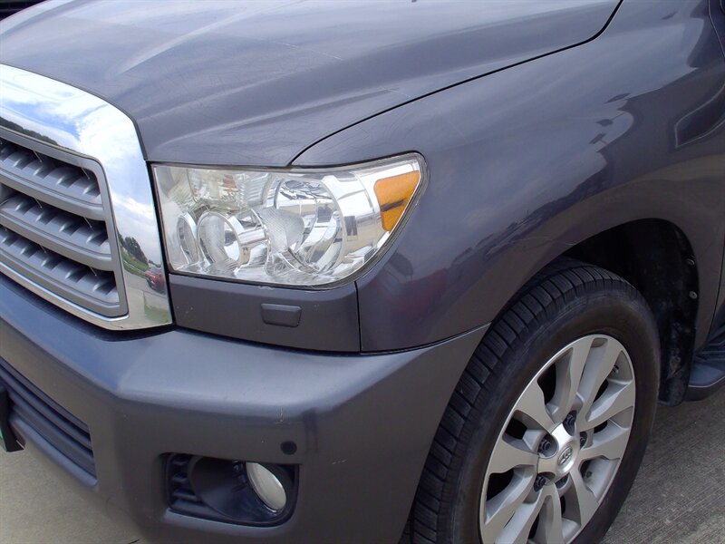 2013 Toyota Sequoia Limited - Photo 26 - Pleasant Valley, MO 64068