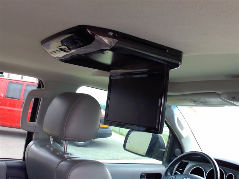 2013 Toyota Sequoia Limited - Photo 21 - Pleasant Valley, MO 64068