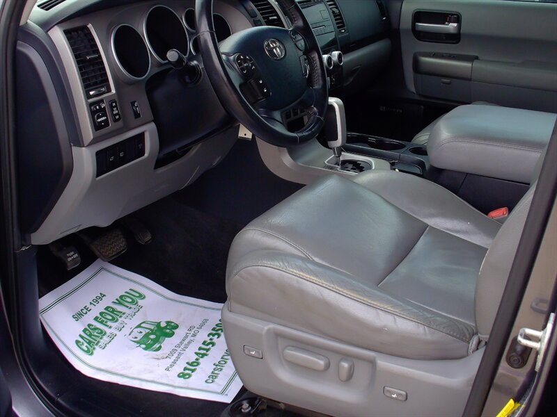 2013 Toyota Sequoia Limited - Photo 9 - Pleasant Valley, MO 64068
