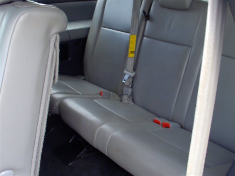 2013 Toyota Sequoia Limited - Photo 14 - Pleasant Valley, MO 64068