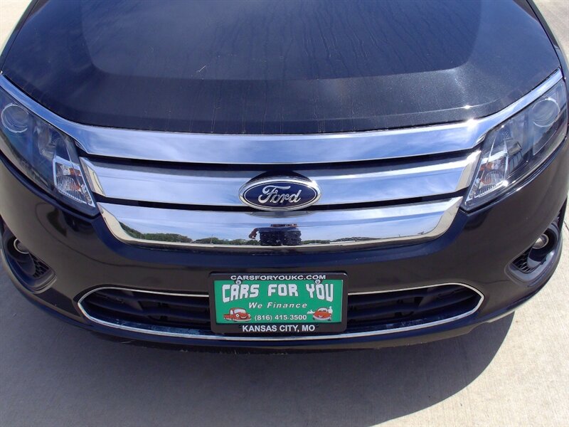 2012 Ford Fusion SE   - Photo 31 - Pleasant Valley, MO 64068