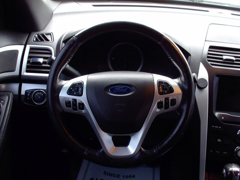 2014 Ford Explorer XLT - Photo 22 - Pleasant Valley, MO 64068