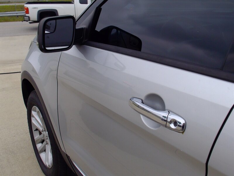 2014 Ford Explorer XLT - Photo 27 - Pleasant Valley, MO 64068
