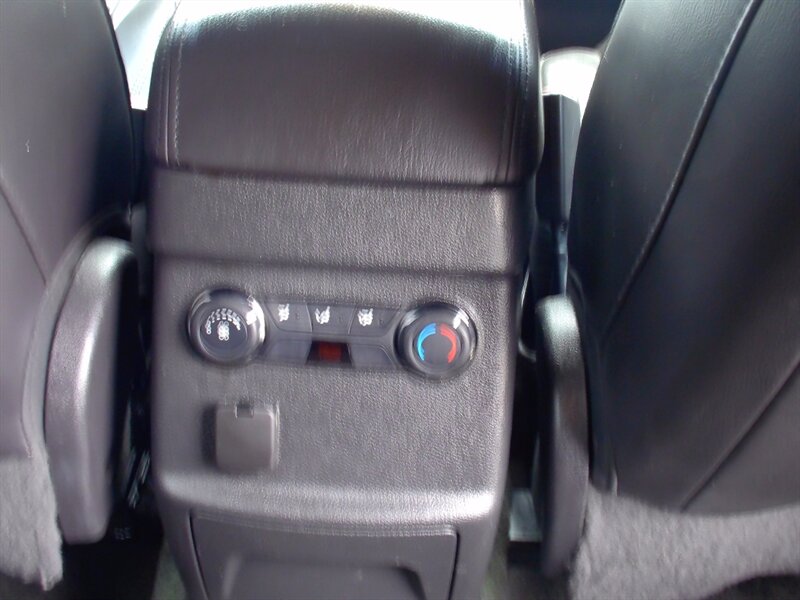 2014 Ford Explorer XLT - Photo 23 - Pleasant Valley, MO 64068