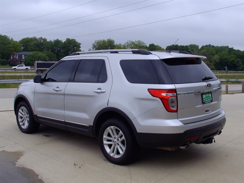 2014 Ford Explorer XLT - Photo 7 - Pleasant Valley, MO 64068