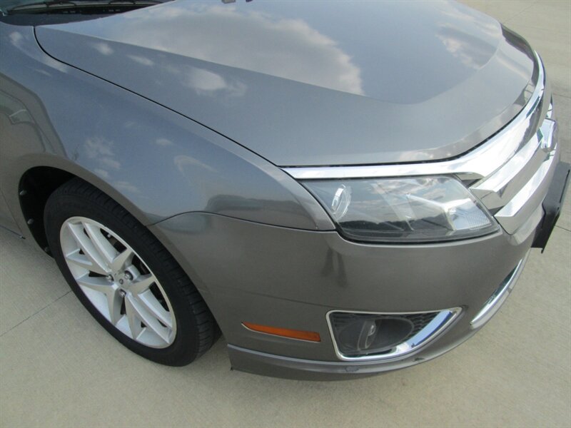 2010 Ford Fusion SEL   - Photo 30 - Pleasant Valley, MO 64068