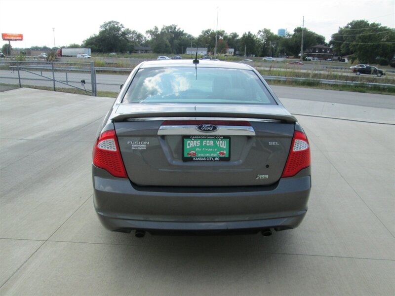 2010 Ford Fusion SEL   - Photo 6 - Pleasant Valley, MO 64068