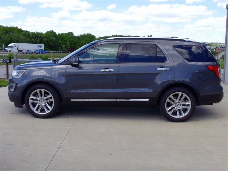 2016 Ford Explorer Limited   - Photo 7 - Pleasant Valley, MO 64068