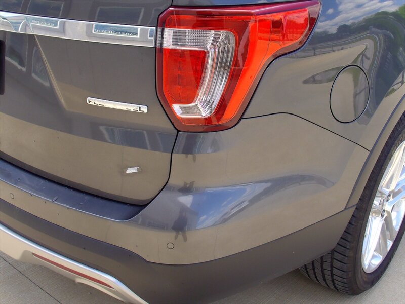 2016 Ford Explorer Limited   - Photo 33 - Pleasant Valley, MO 64068