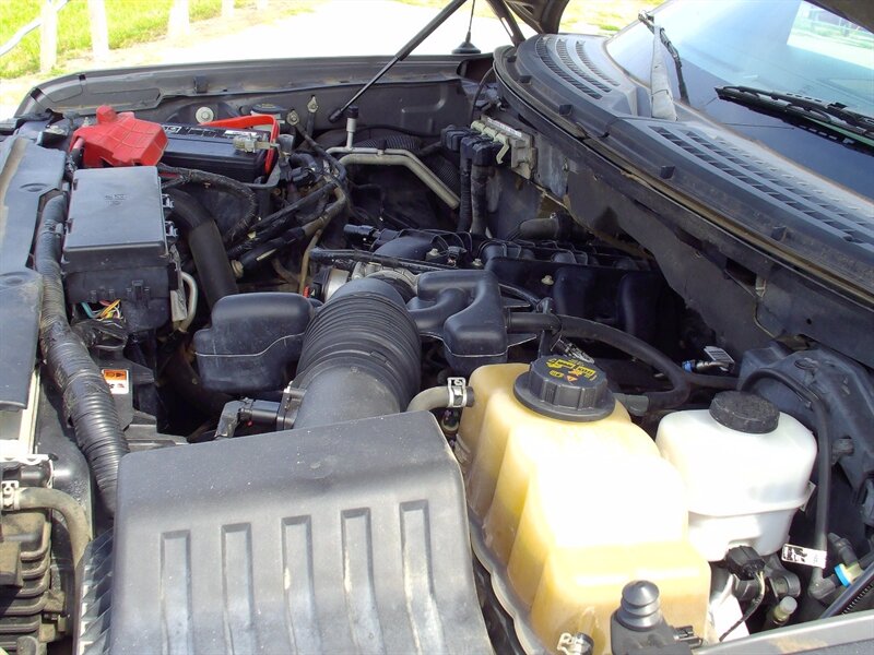 2013 Ford F-150 XLT - Photo 34 - Pleasant Valley, MO 64068